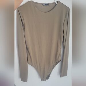 Zara Olive Green Long Sleeve Scoop-Neck Bodysuit